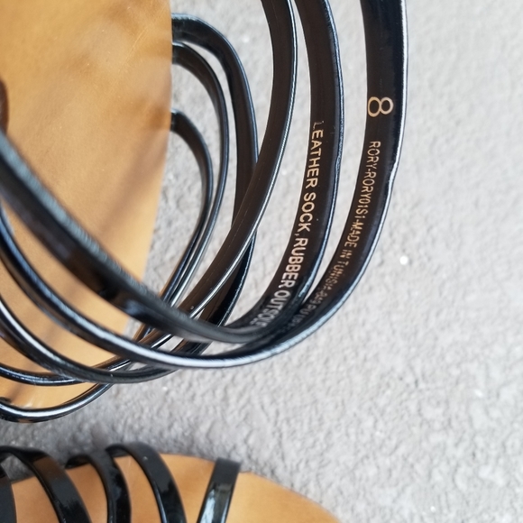 STEVE MADDEN RORY BLACK LEATHER STRAPPY SANDALS - Picture 2 of 3